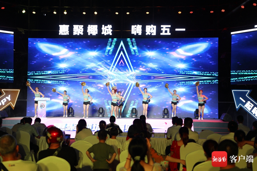 国产精品JK白丝喷浆