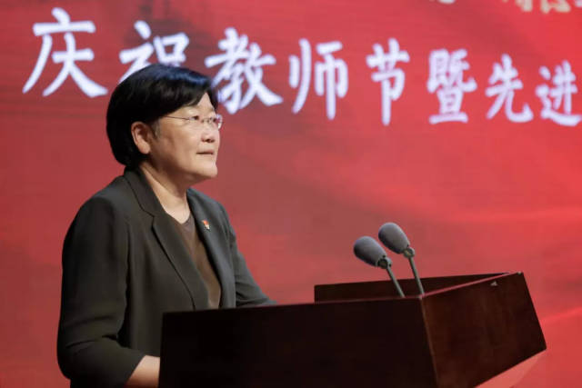 无限臀山吃瓜 无限但无广泛明确含义