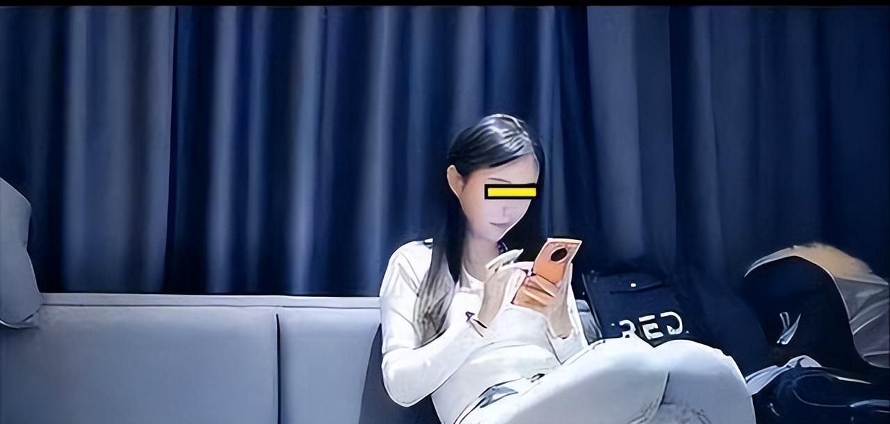 韩国网剧女上司的秘密 私人情感或过去创伤