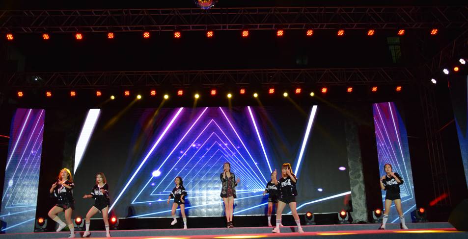 国内精品久久久久中文字幕影院