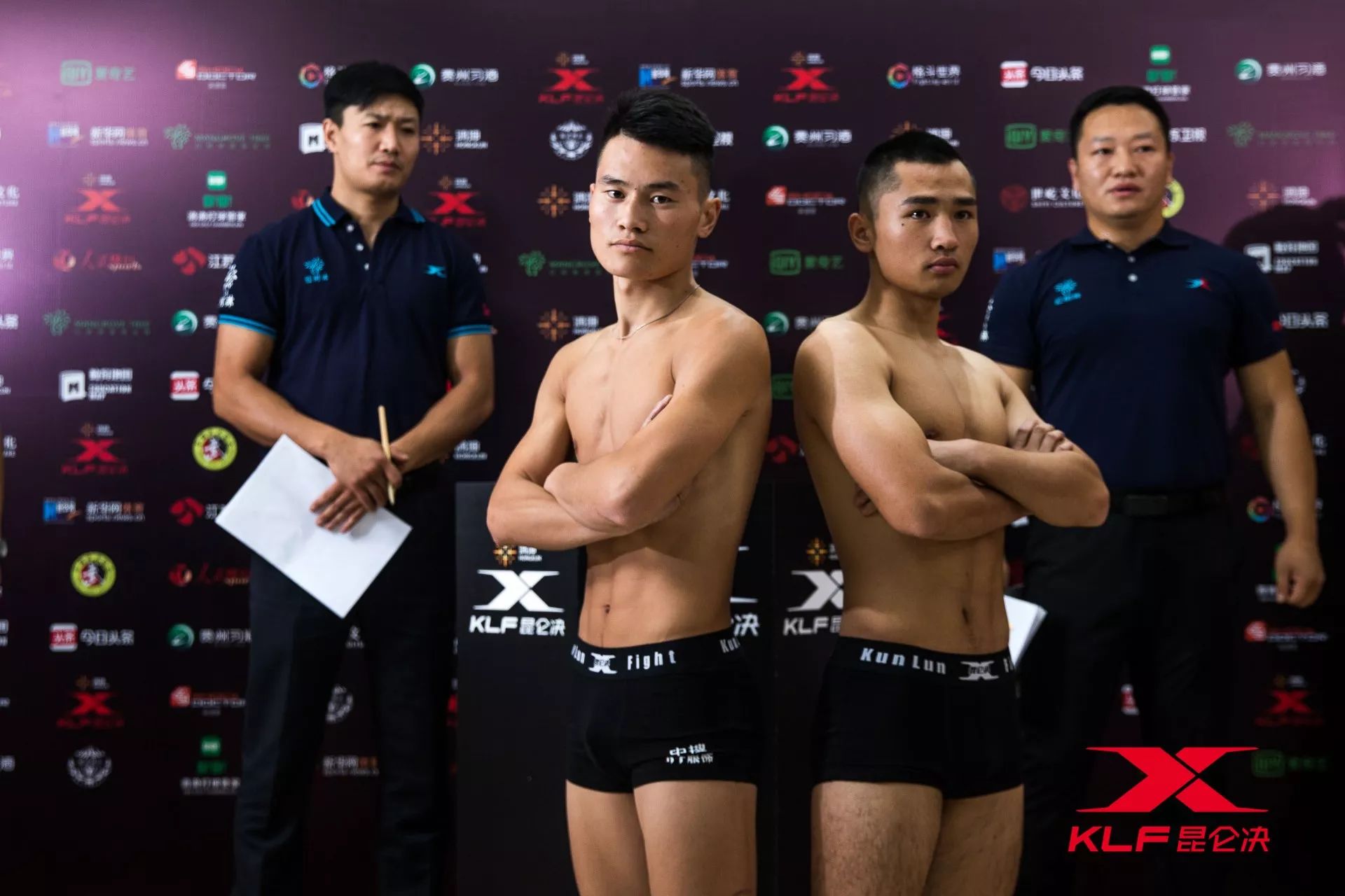 色狼看影院 现在手机都有录音录像功能