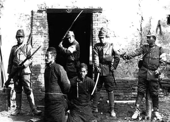 圣辉战队棱镜三女组