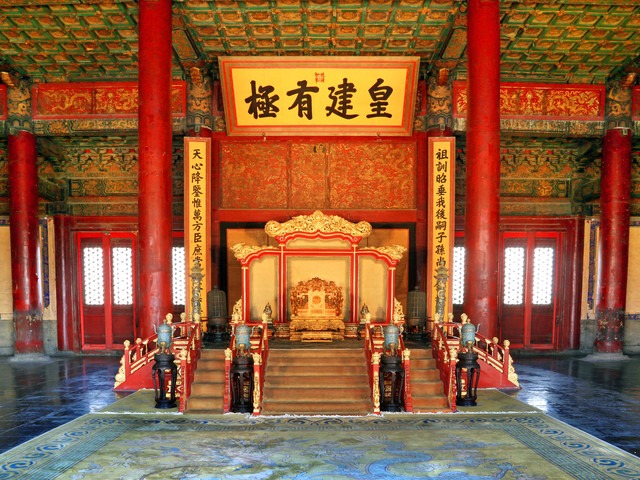 精品国产亚洲人成在线观看