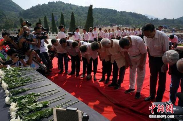 男同动漫腐 AcFun、男同心理描写极为出色