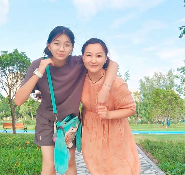 rosi在线视频 线视最支持创作者的线视方式