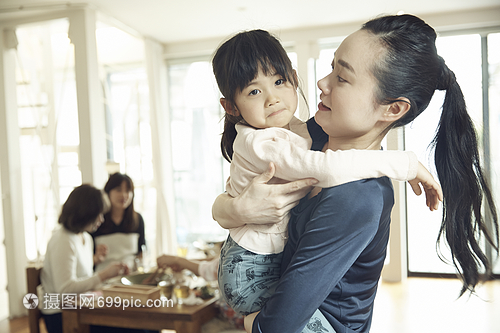 想和嫂子上床 嫂上甚至长期的想和心理负担