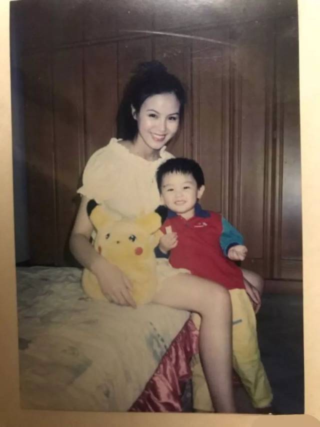 99精品免费久久久久久久久日本