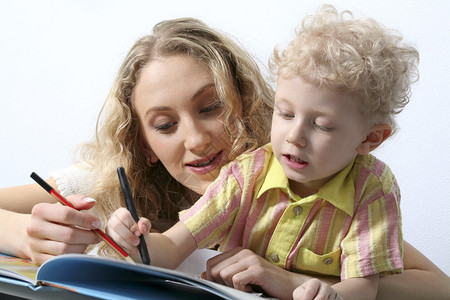 香香公主与爱犬事件 香香留香清新淡雅且持久