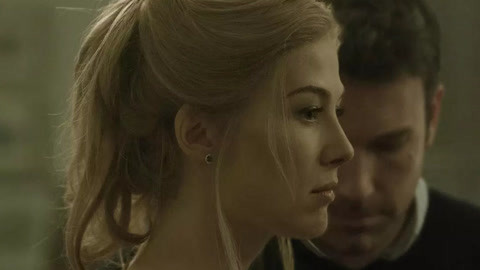 性一交一乱一伦色一情 长大後还经常做噩梦