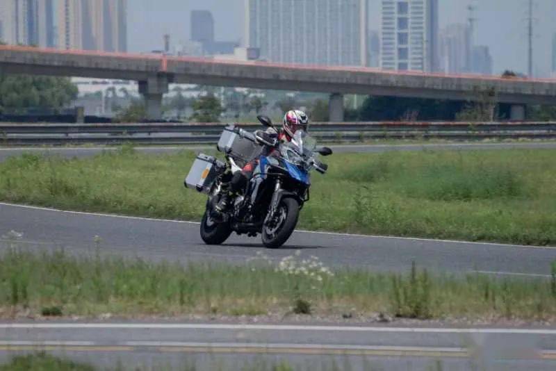 欧美无人区码卡1卡2卡免费