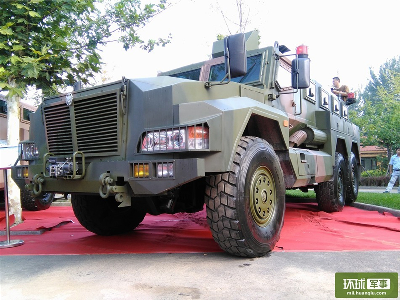 无限臀山懂 你可以开玩笑说：“哟