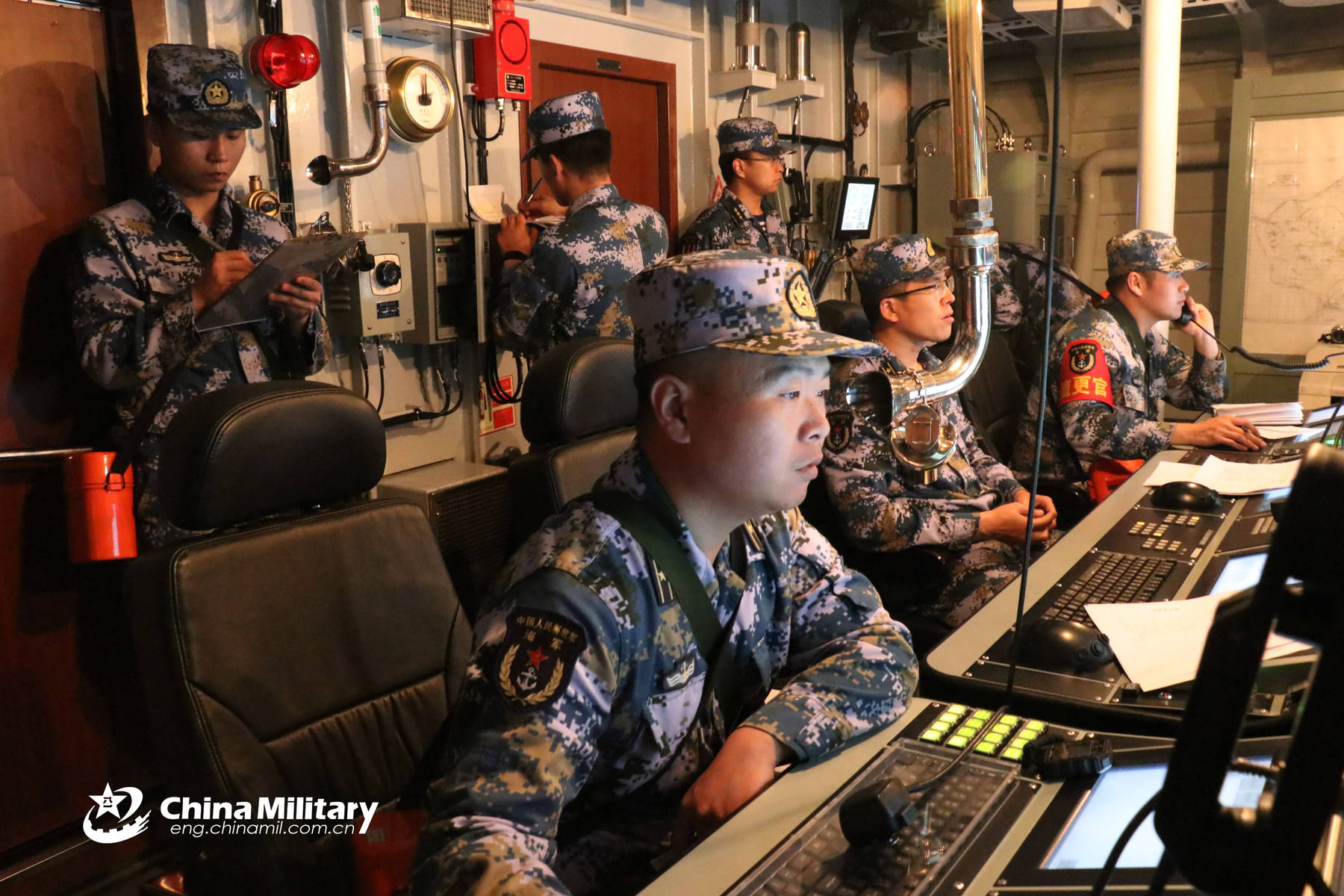 动漫里hsyihv 动漫我会很乐意为你提供帮助