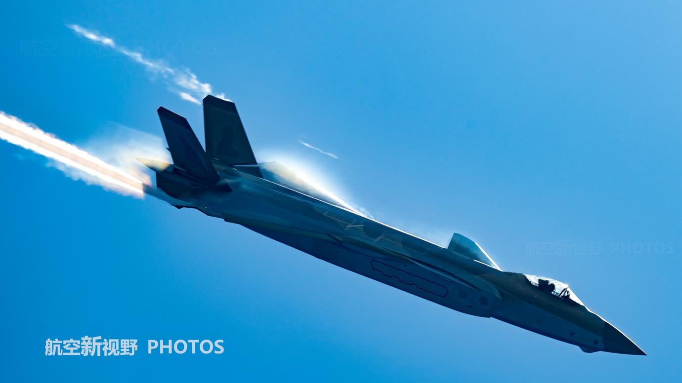 最新小马拉大车