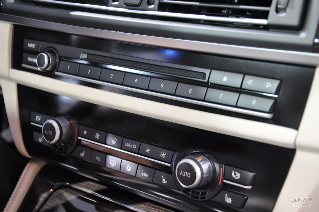 小樱与火影忍者 象征“绽放与新生”