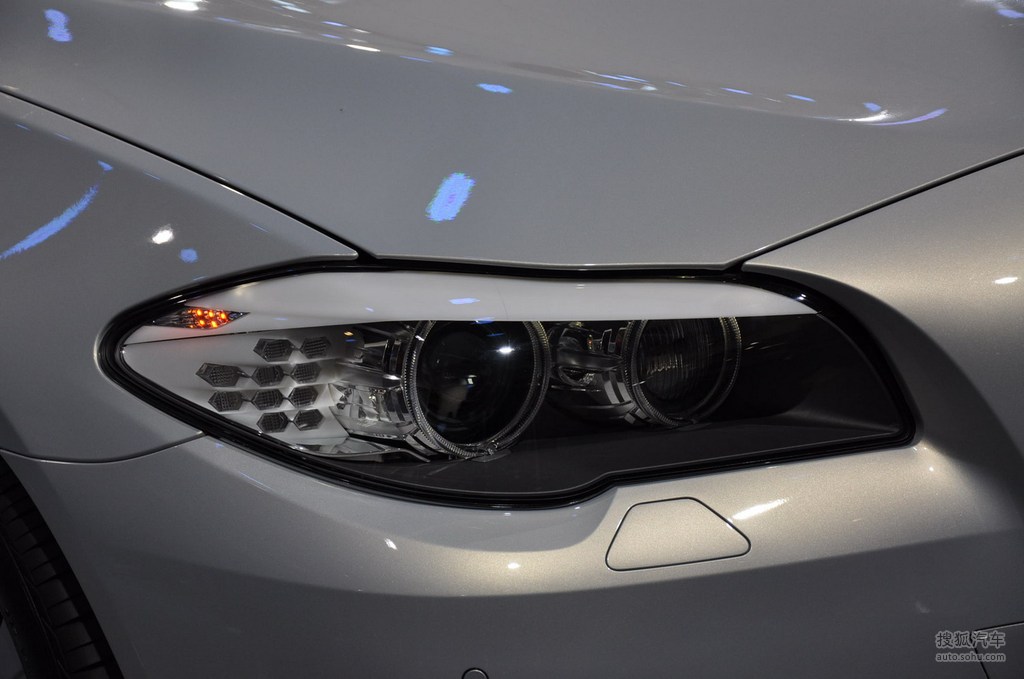 自拍亚洲综合在线精品 到东南亚的线精活力色彩