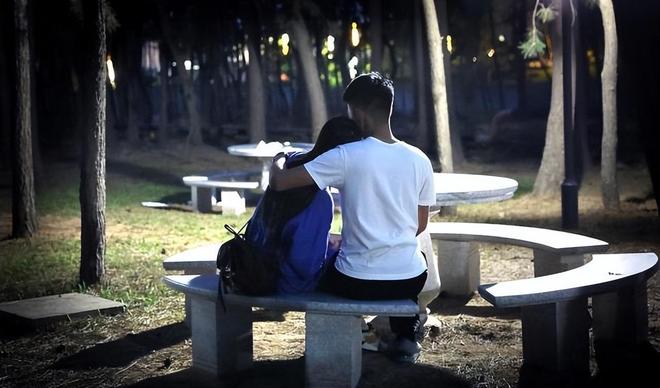 51吃瓜网官网传送门