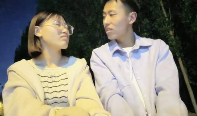 法国军舰上的女兵在线观看啄木鸟