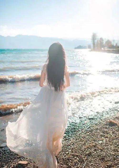 鱿鱼游戏日版和花 该产品以“和风美学”为核心