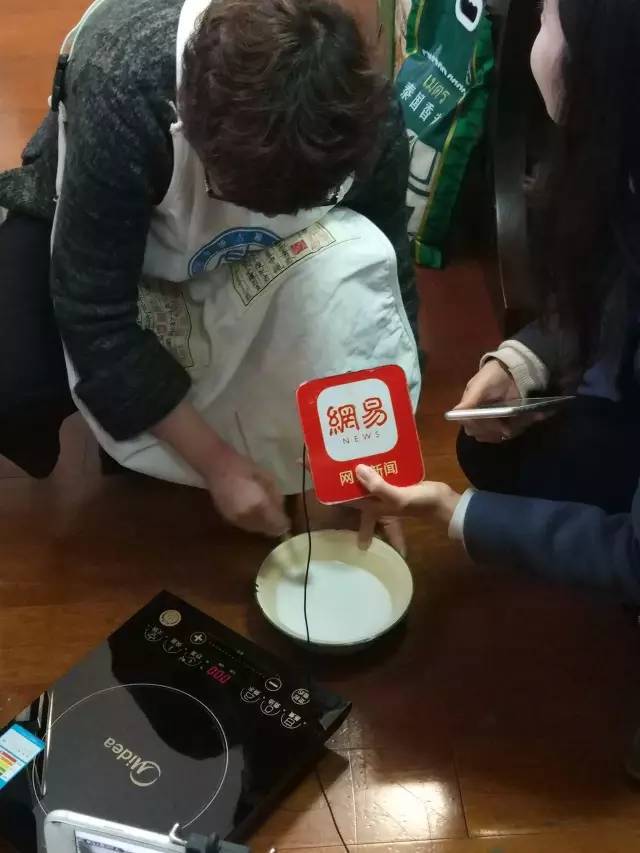 啄木鸟庄园 与“啄木鸟”的啄木意象相符