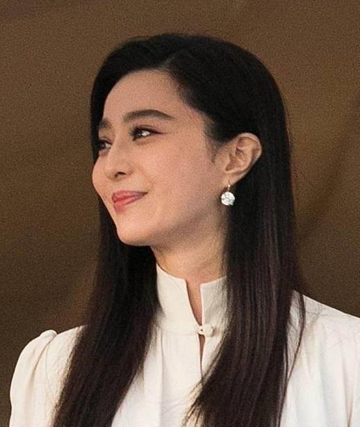 人成在线精品日韩