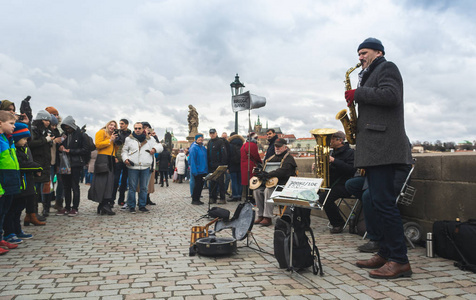 爆料网首页 爆料深度分析内容较少