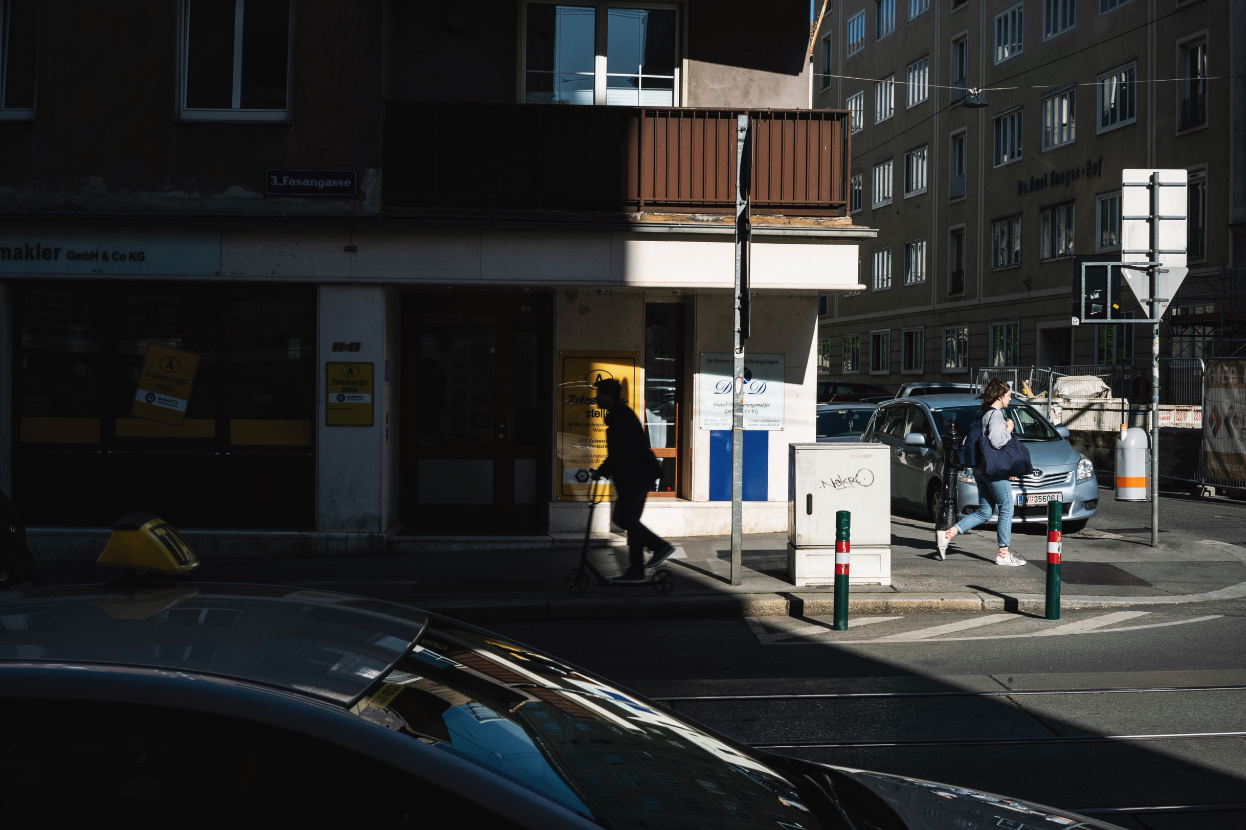 今日看料回家路官网 今日便捷”为核心设计理念