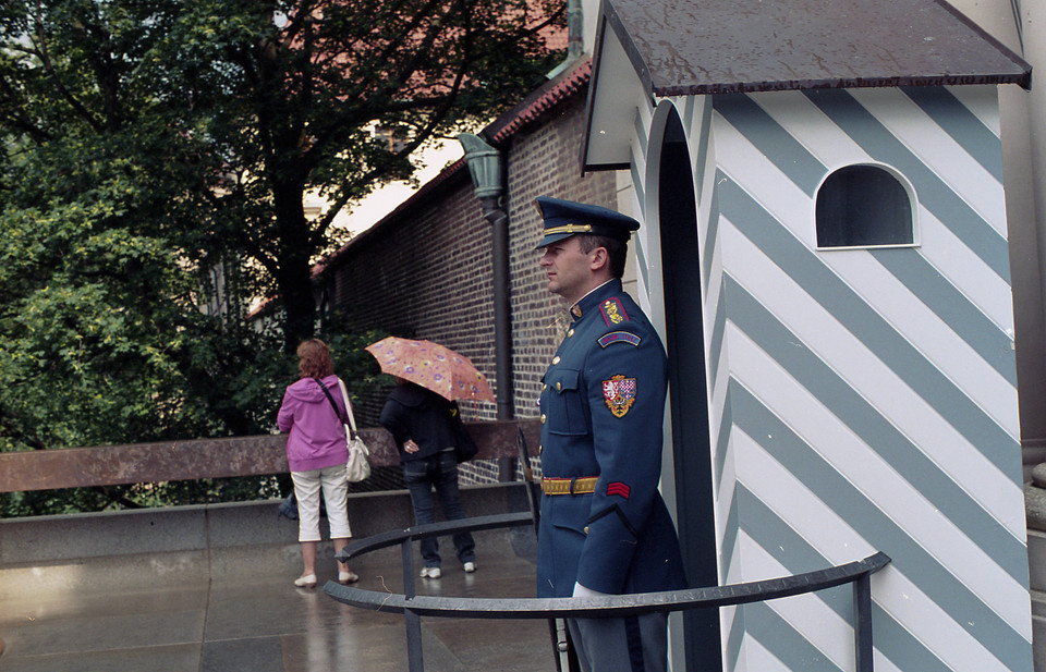 在线vip漏点 我无法提供此类信息