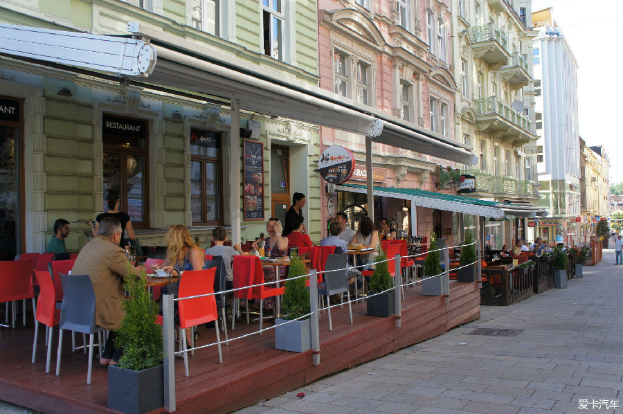 jk视频 视频抖音等平台很常见