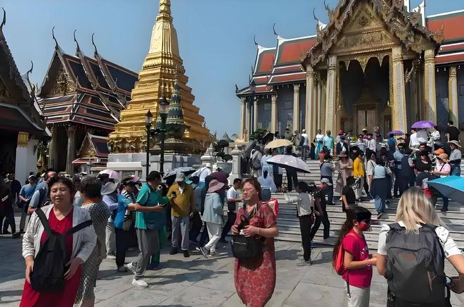 唐伯虎冲上云霄