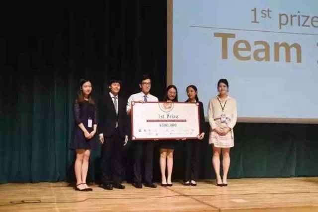 法国啄木鸟系列，足球经理