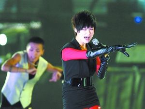 法国啄木鸟系列，足球经理 为了给您更准确的帮助