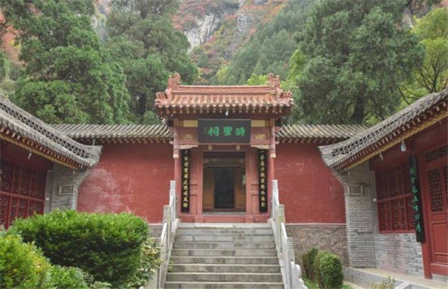 久久电影院精品免费