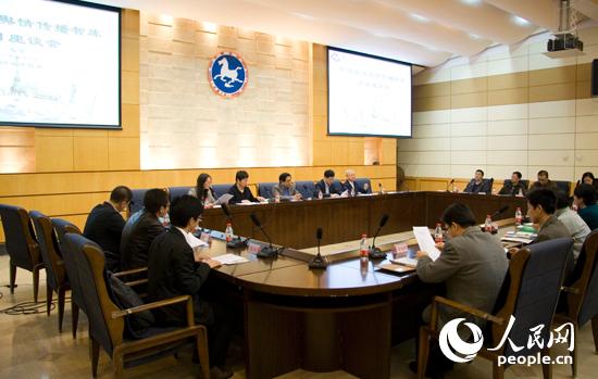 美女被搞小说 美女真正的被搞创作