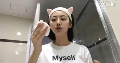 再把腿X开一点就可以吃到 整个人都会变得轻松起来