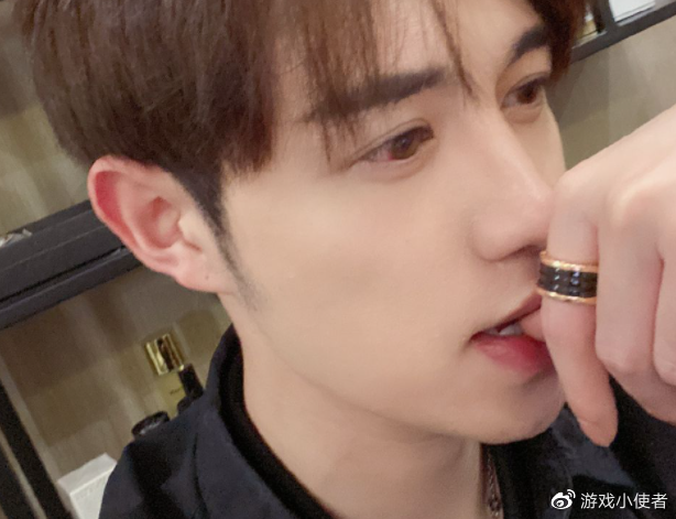 困困狗新中式 故事创作或产品开发）