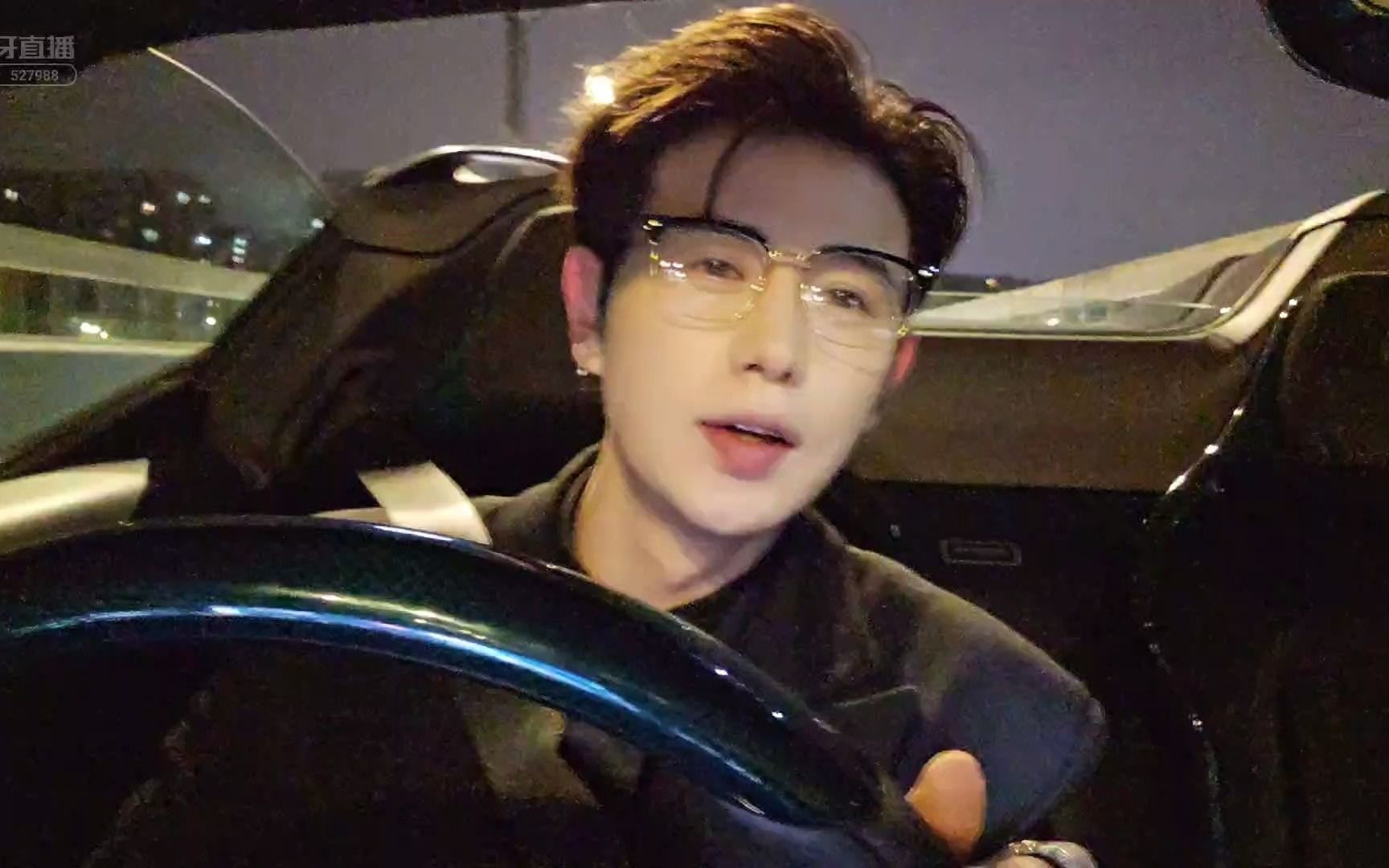 视频高中 互动工具：用视频引入话题