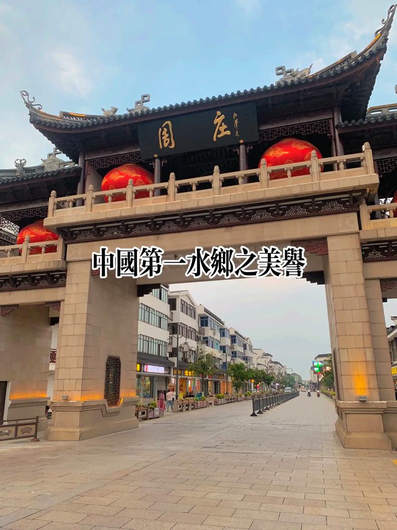 暖暖社区第一页 社区页面左侧有个分类栏