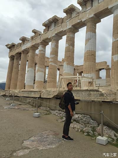 911黑料网吃瓜网 其内容更为边缘化和未经筛选