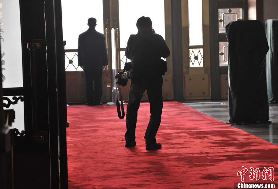 小马拉车 .tv 拉车请立即关闭并停止访问