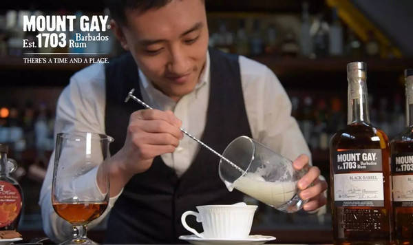 小馬拉著大車。 大車例句“公司接了这个项目