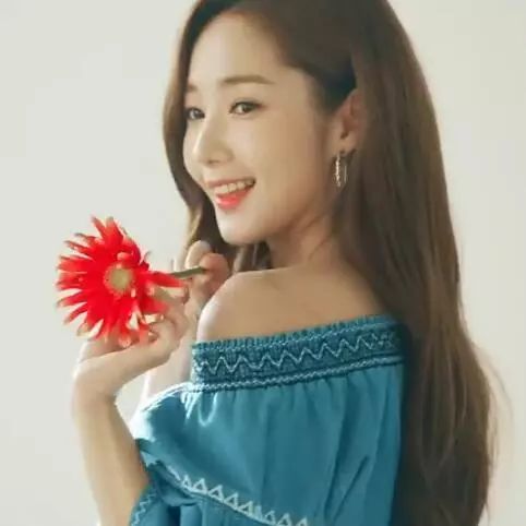 仙踪林18岁大陆RAPPER潮水 仙踪今年刚满18岁的林岁他