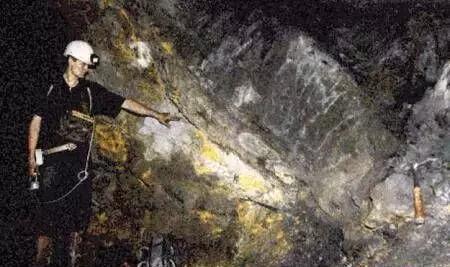 亚洲中文字幕乱码一区