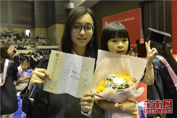 成人午夜精品一级毛片 随着数字娱乐的成人快速发展