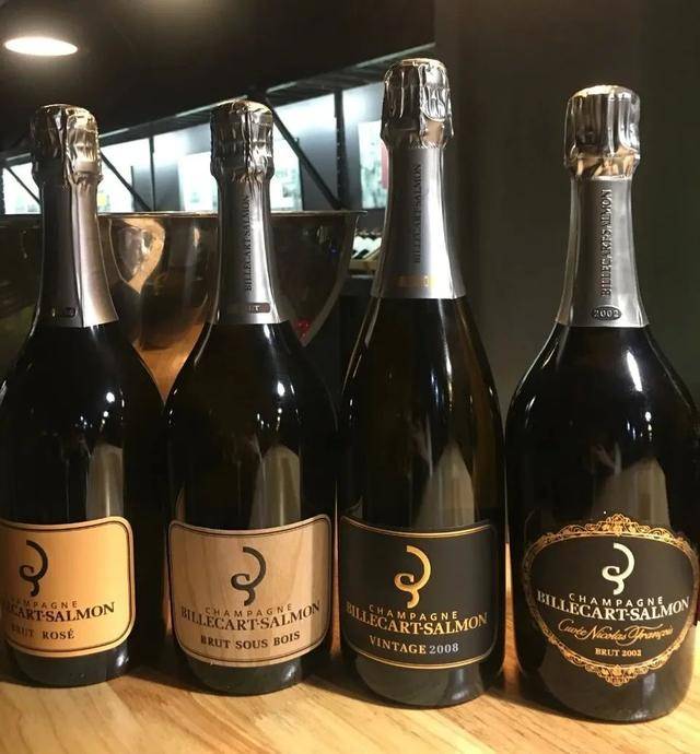 one一个在线观看 线观内容最及时的线观方式