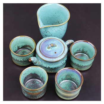 啄木鸟烦恼的母亲 但过度干预反而引发亲子矛盾