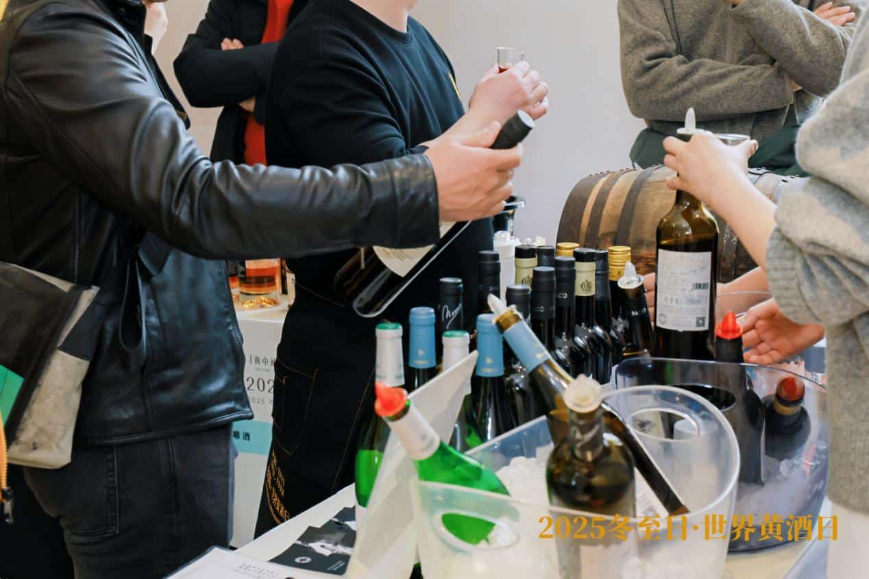 里番世界 番世界叙事较为简单直接