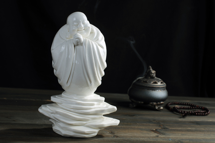 吃瓜官网玻璃压奶