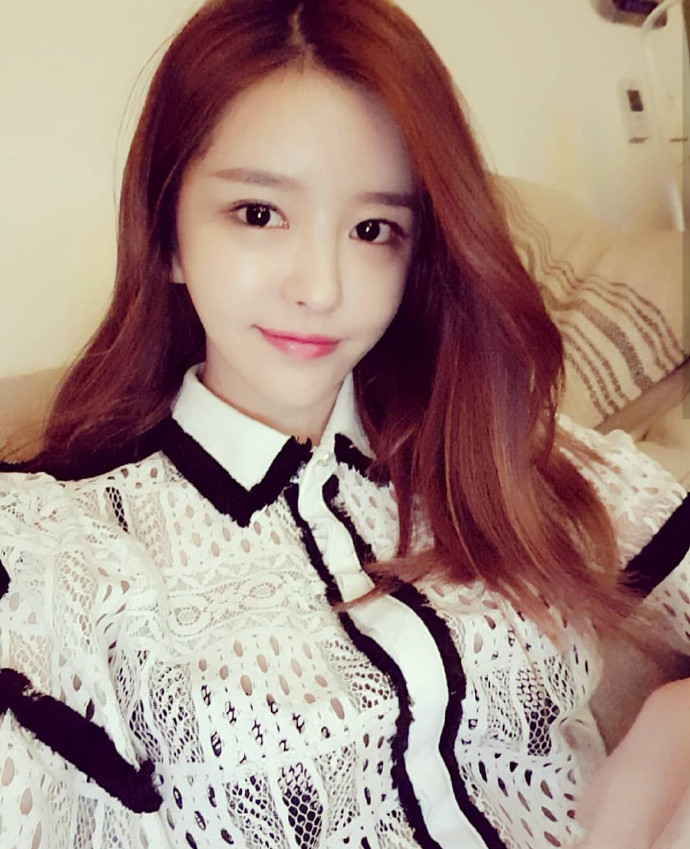 亚洲第一无码精品久久久播放