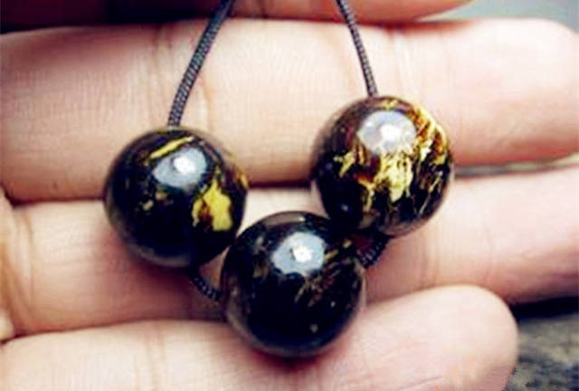 亚洲日韩精品第一页一区 时尚产品或文化资讯